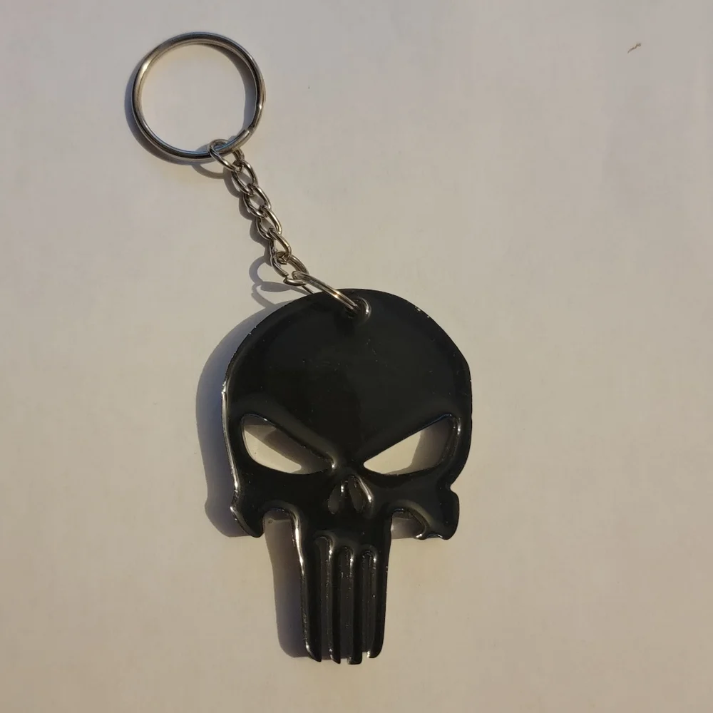 Black Skull Keychain